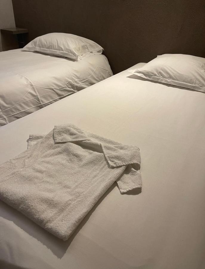 L'Excess Hotel Вьерзон Экстерьер фото